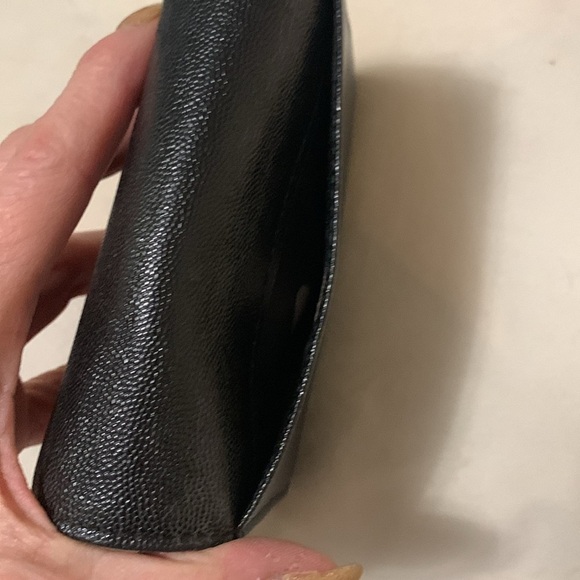 Anne Klein bifold Wallet - Picture 3 of 3